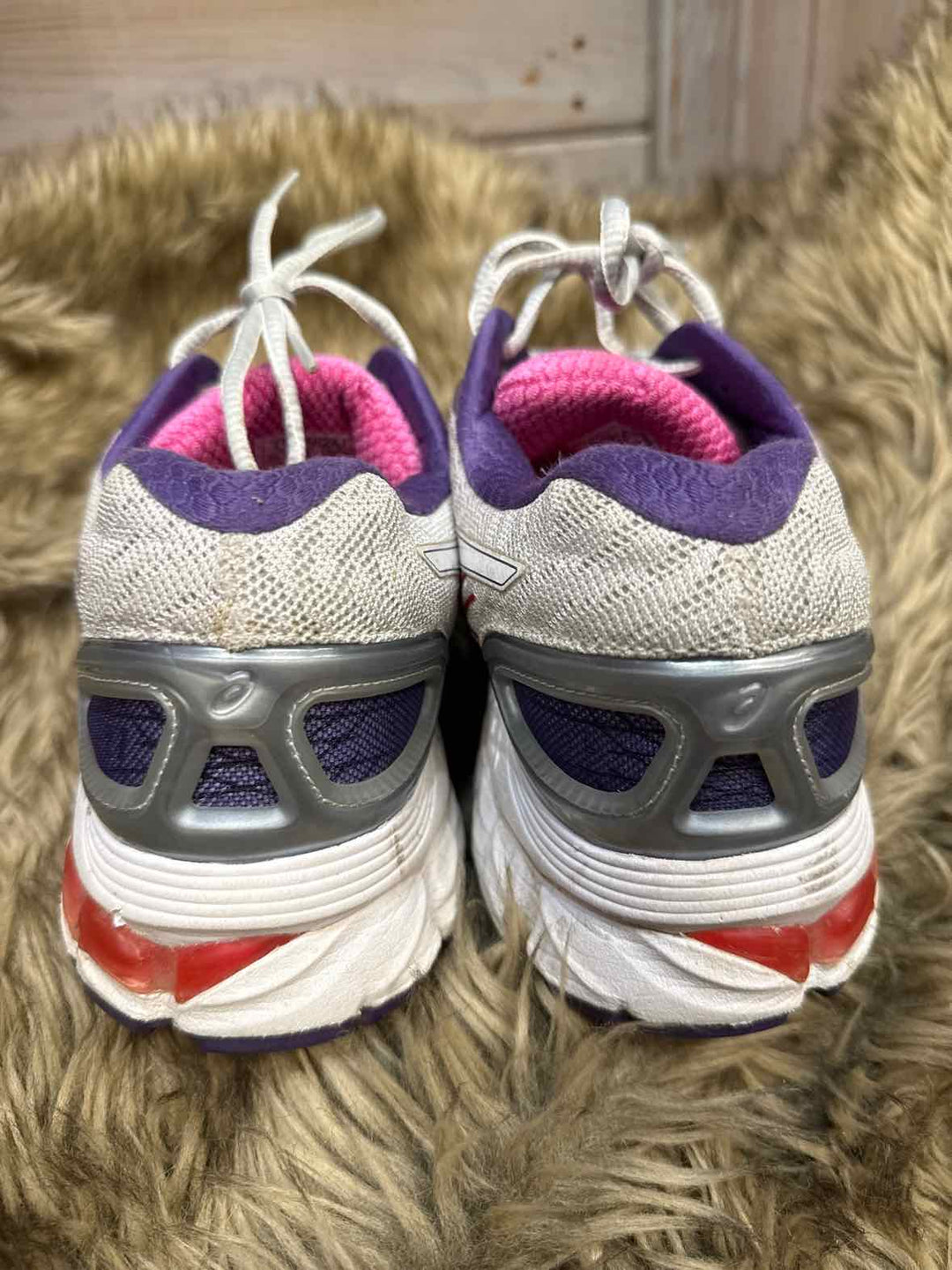 8 - Asics Sneakers