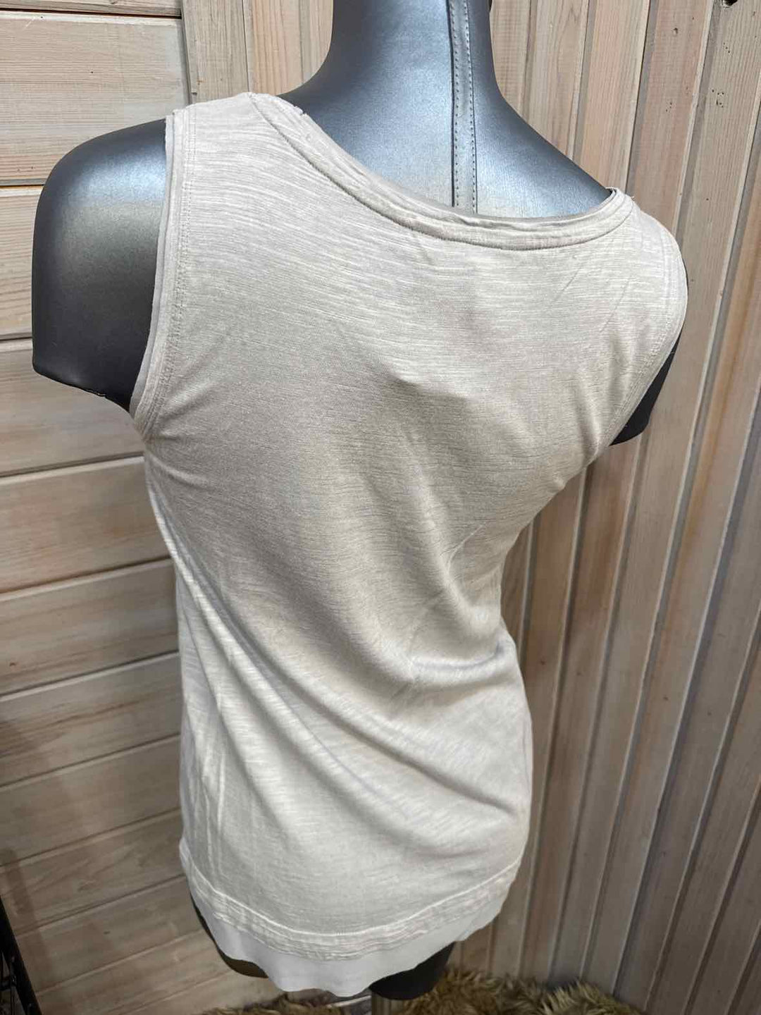 M - Banana Republic Tank
