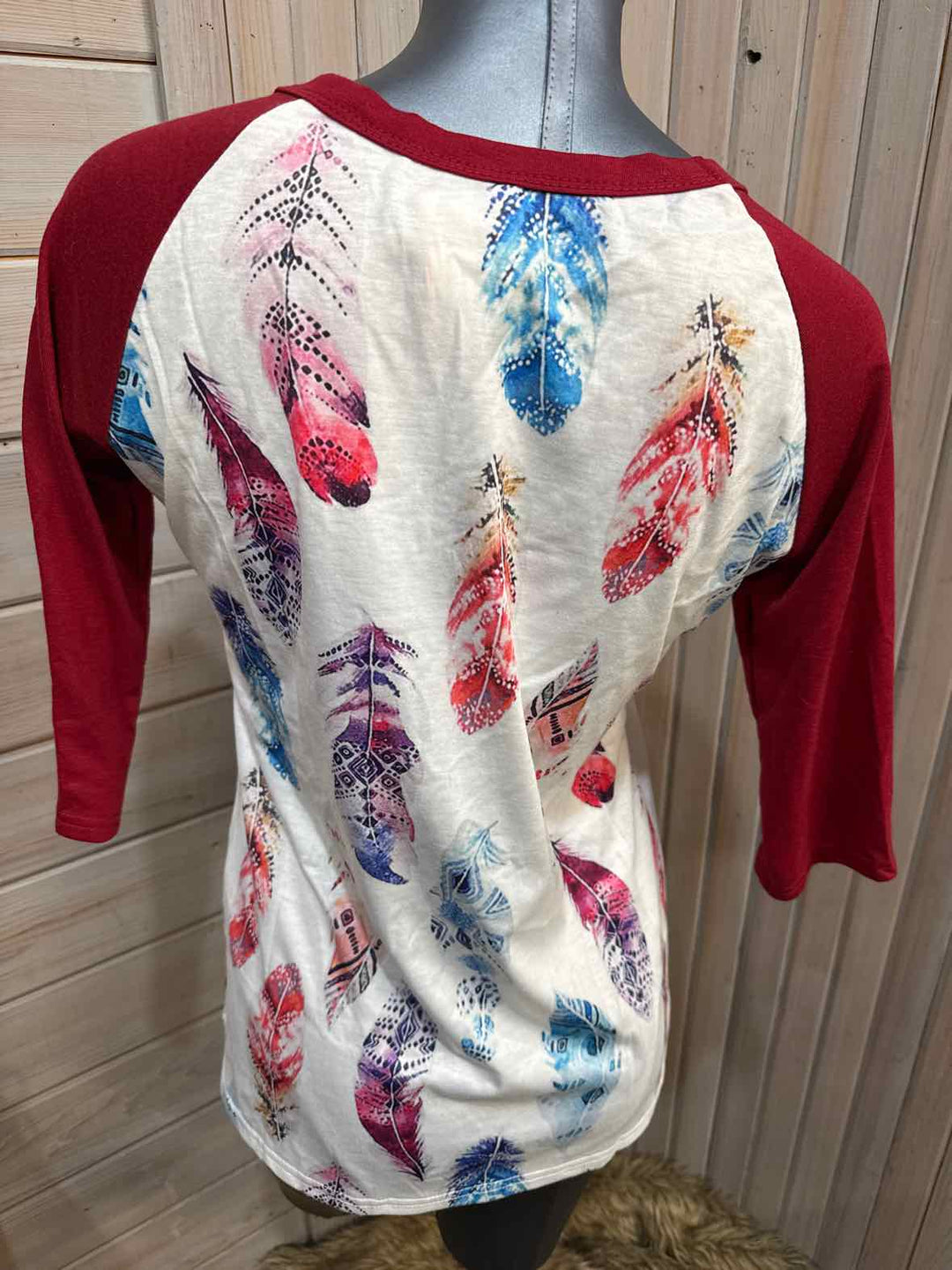 S - Unbranded 3/4 Sleeve