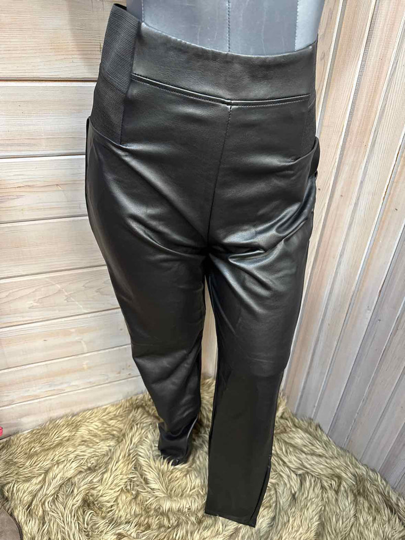 M - a new day Leggings