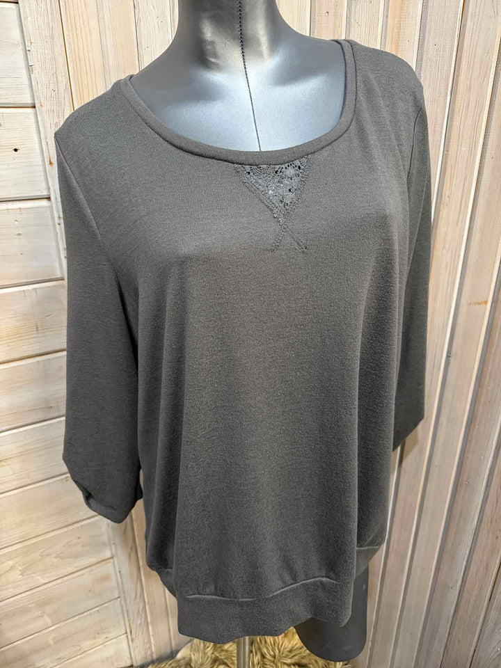 2X - French Laundry 3/4 Sleeve