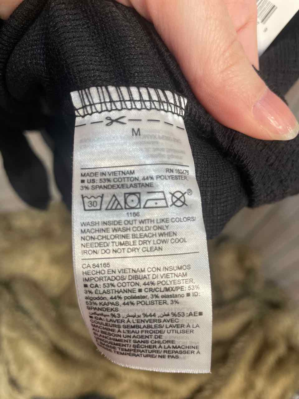M - Old Navy Tank