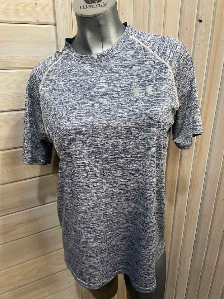 M - Under Armour T-Shirt