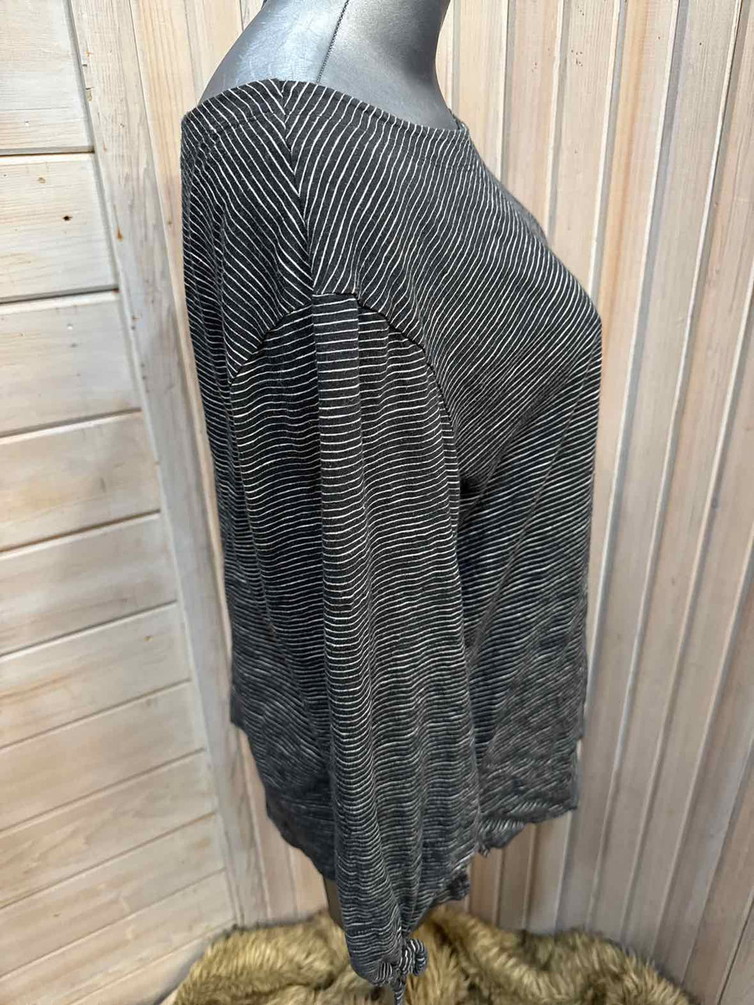XL - Habitat 3/4 Sleeve