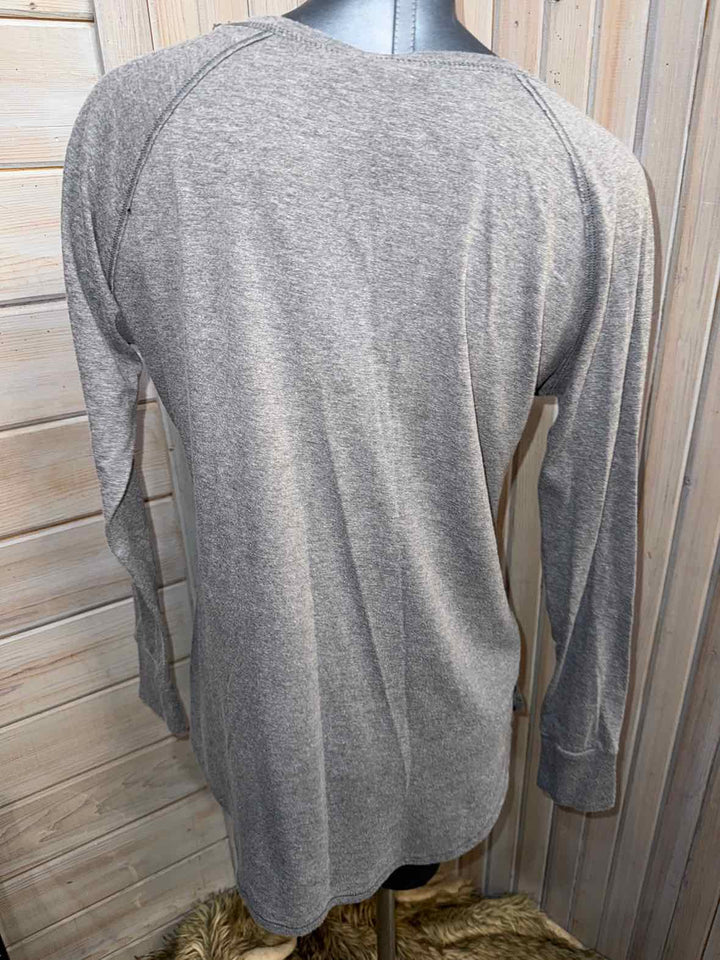 L - Unbranded Long Sleeve