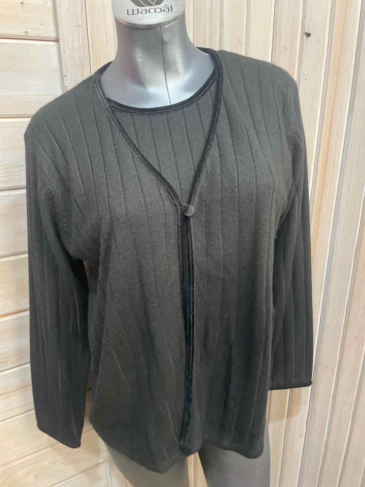 L - Emma & James Sweater