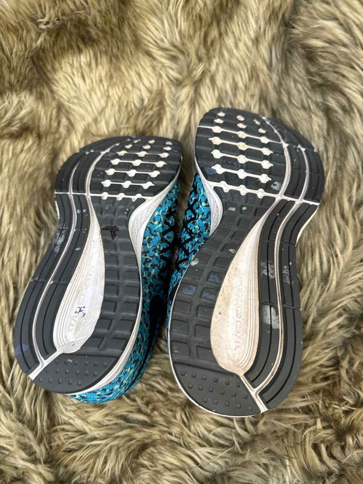 8 - Nike Sneakers