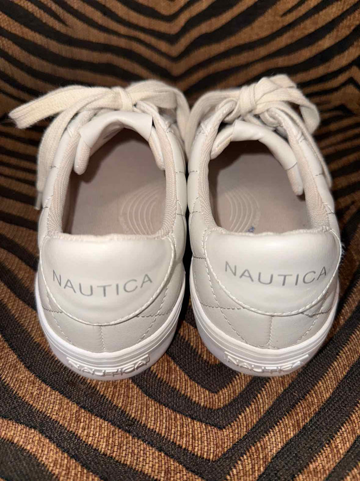8.5 - Nautica Sneakers
