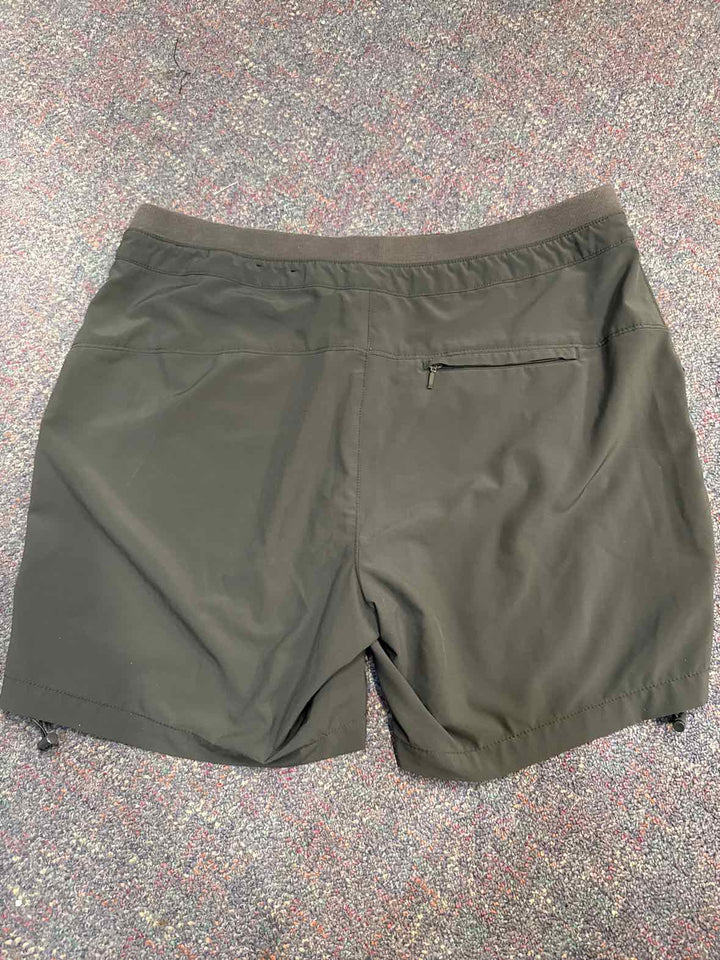 14 - Unbranded Shorts