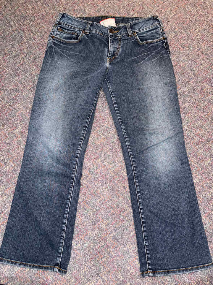 31 - Silver Jeans