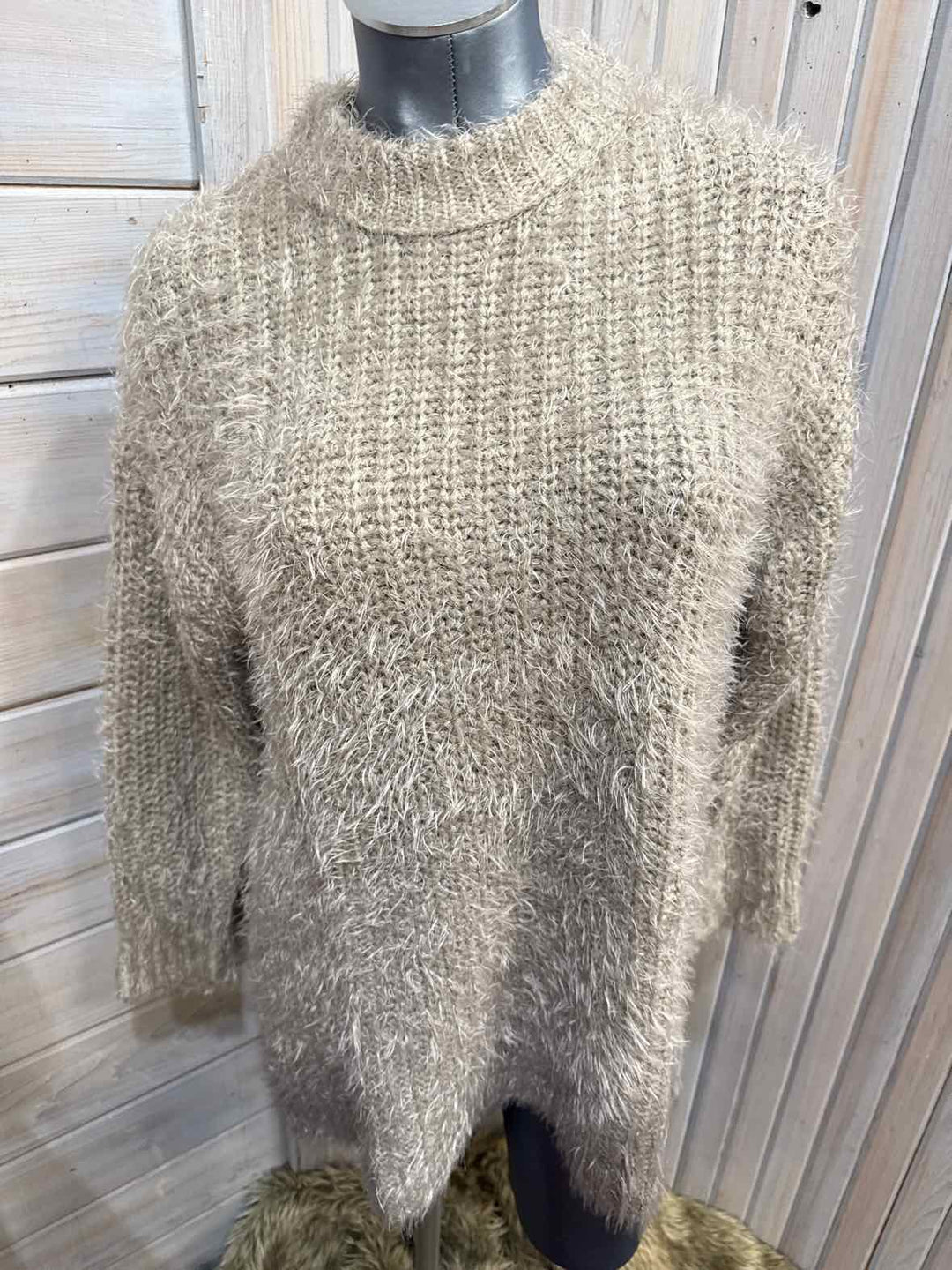 XS - daytrip Sweater