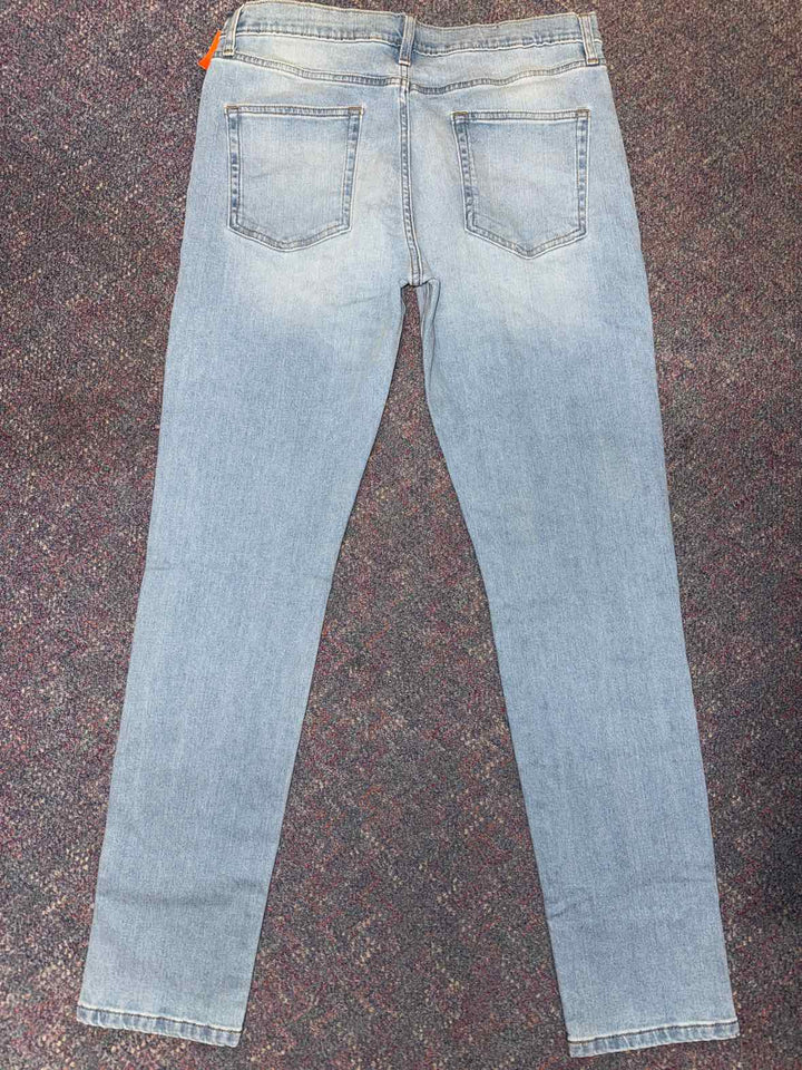 34/33 - Amazon Essentials Jeans
