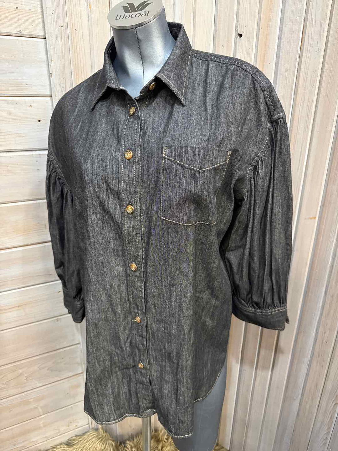 L - Lauren Ralph Lauren Button Down