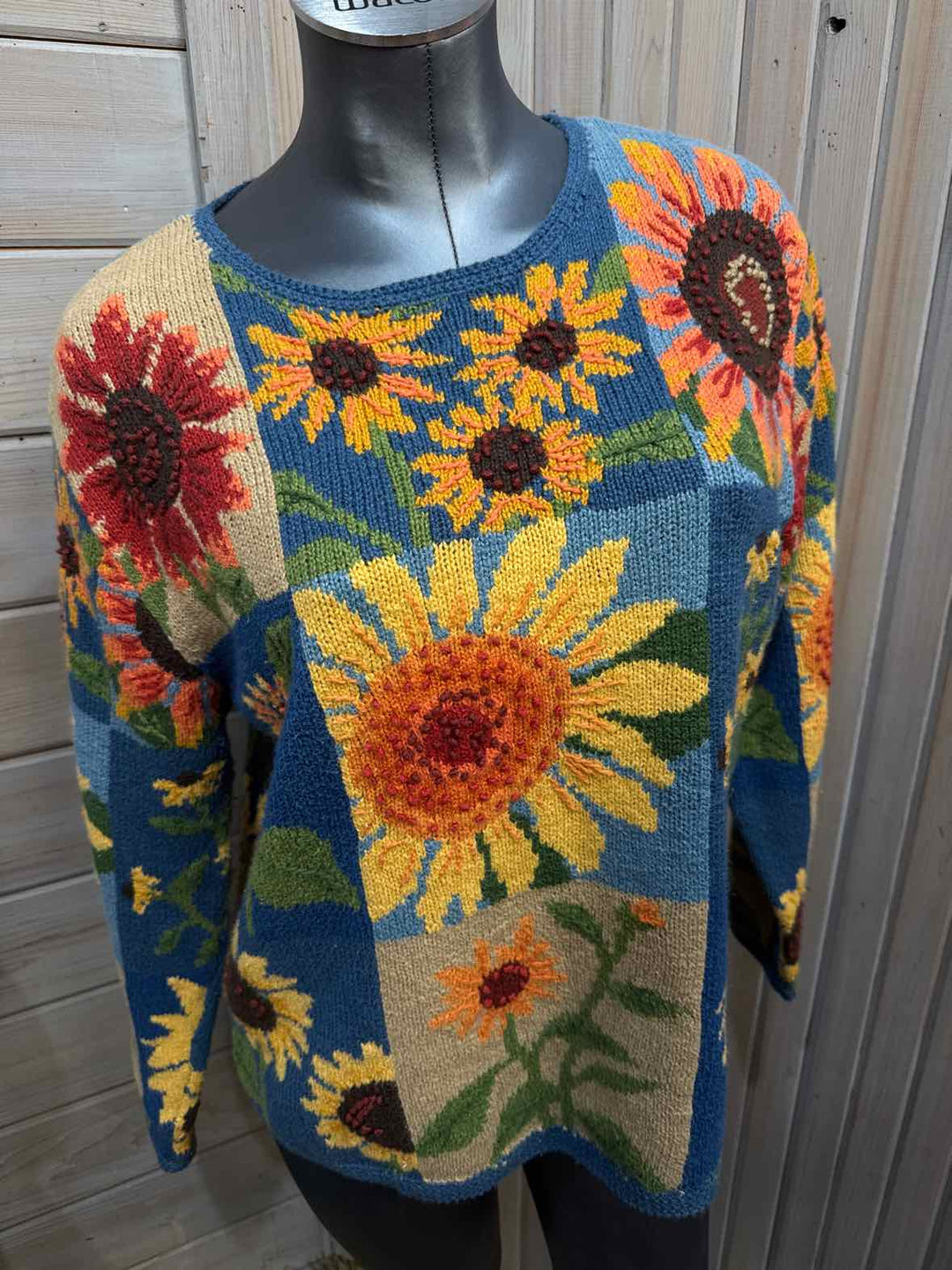 L - Northern Isles Sweater