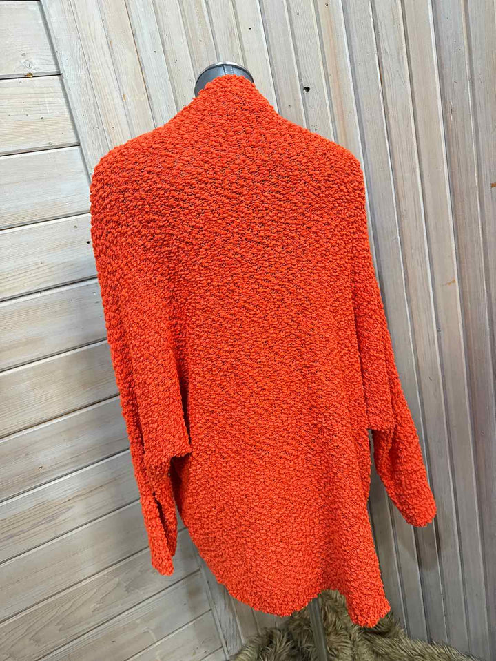 L - Davi & Dani Cardigan