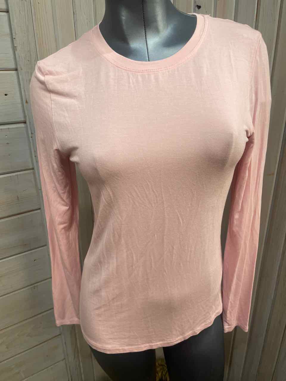 M - Cuddl Duds Long Sleeve