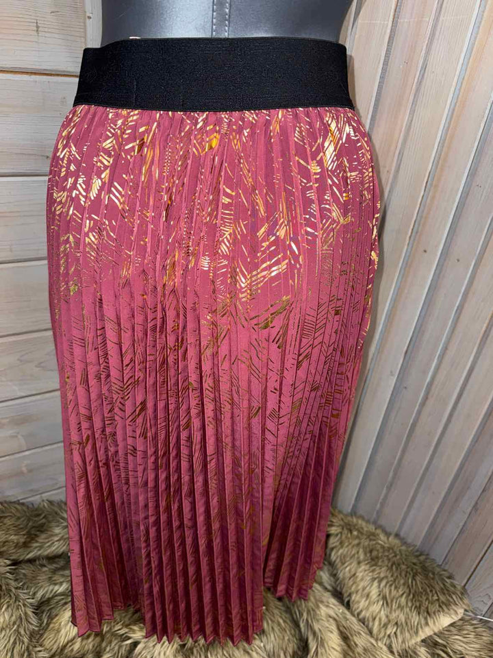 S - LuLaRoe Skirt