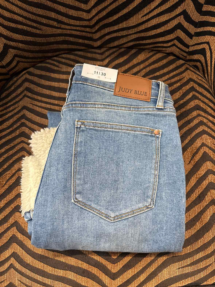 11/30 - Judy Blue Pants