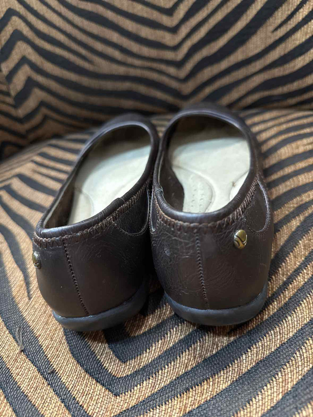 8.5 - Life Stride Flats