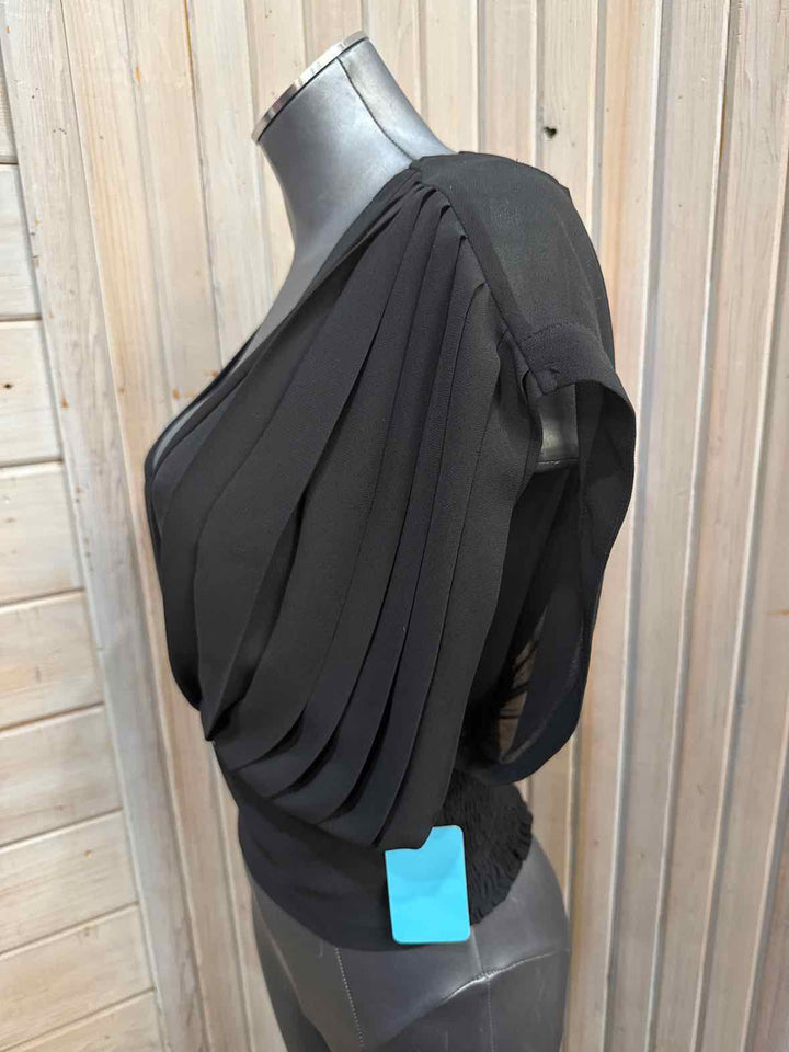 M - Favlux Crop Top