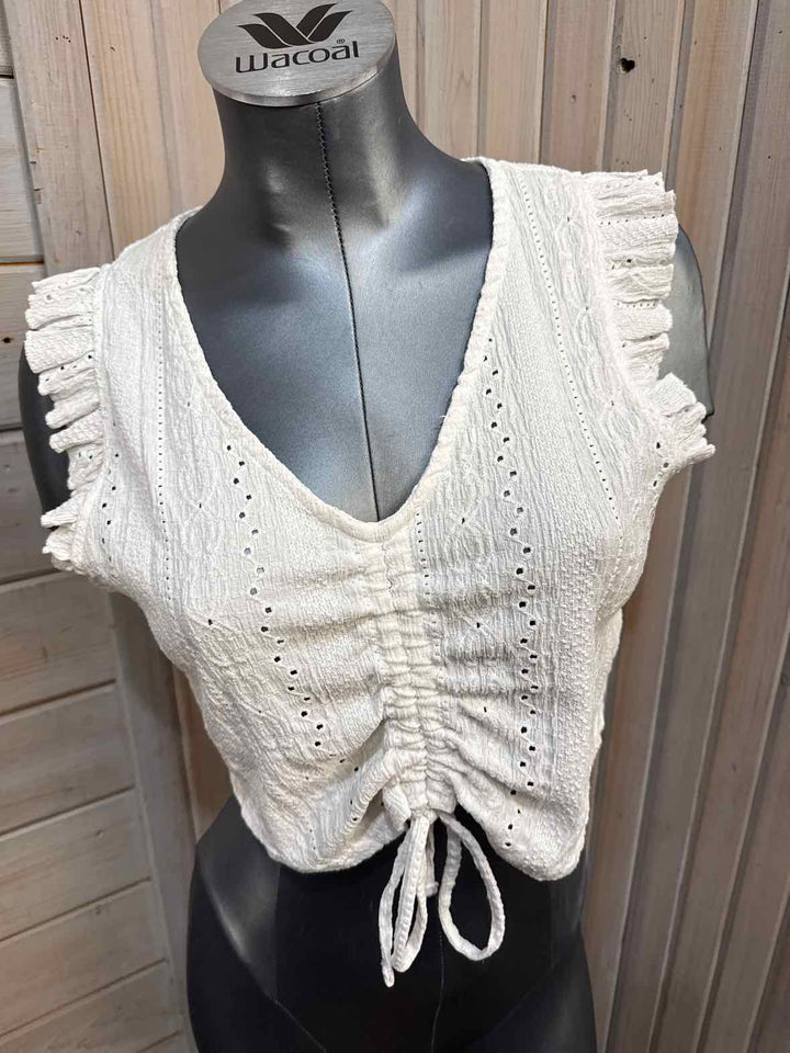 M - BCBG Crop Top