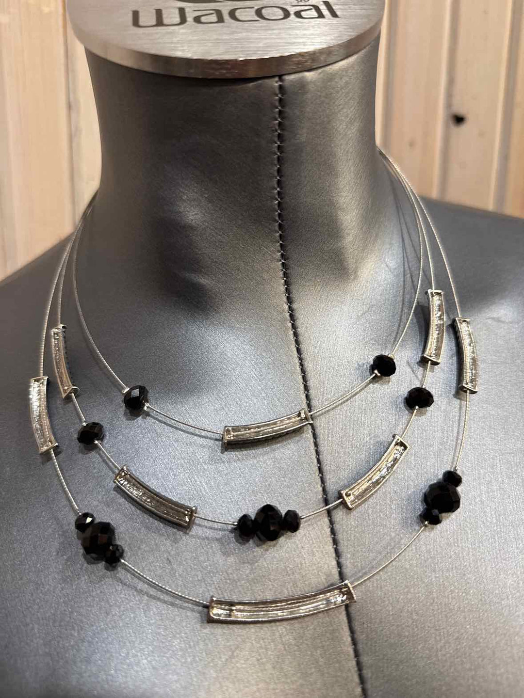 Jewelry - Silver & Black Necklace