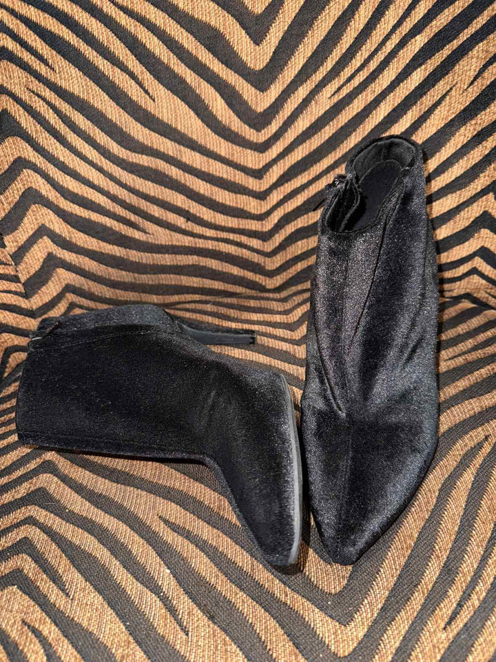 Old Navy Healed Bootie