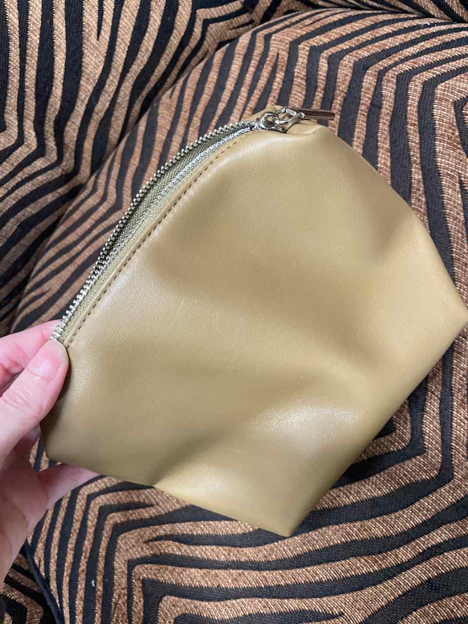 Accessories - Travel Pouch