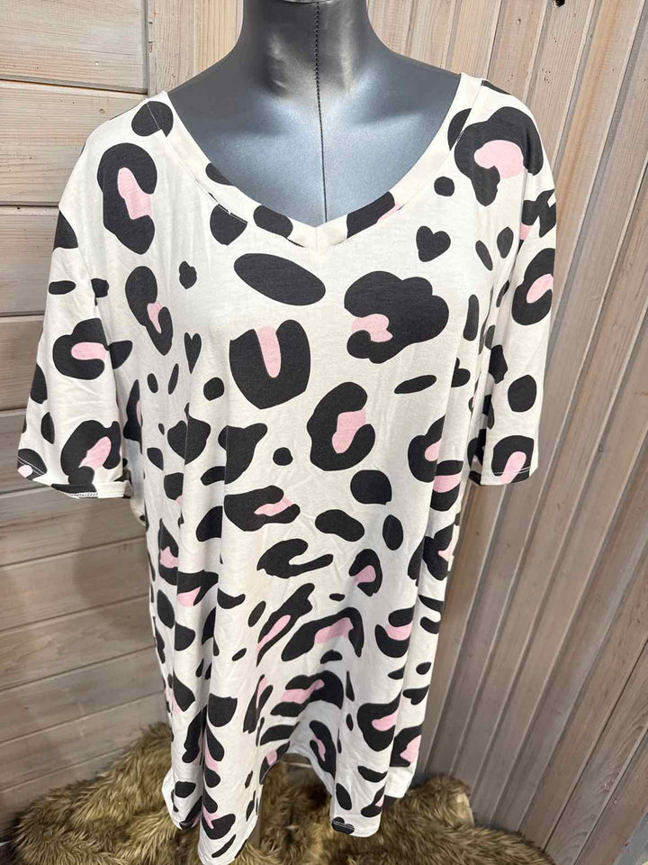 3X - LuLaRoe T-Shirt