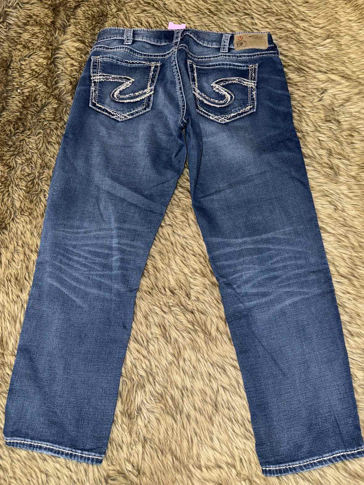 31 - Silver Jeans Co. Capri