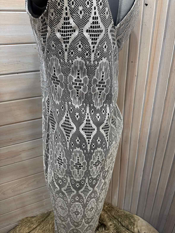 L - Venus Dress