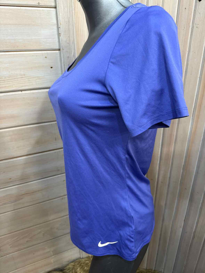 S - Nike T-Shirt