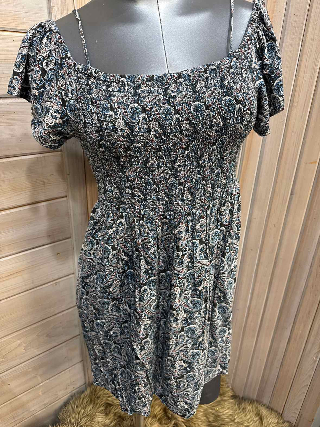 L - Aeropostale Dress