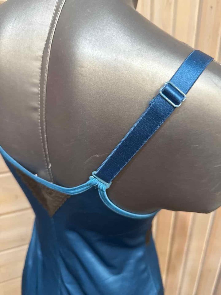 36 - Ruby Ribbon Tank