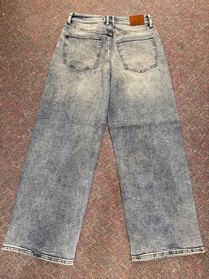 7/28 - Judy Blue Jeans