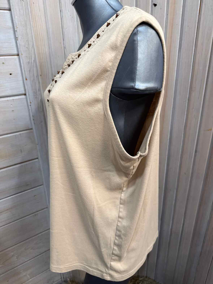 2X - Brunswick Square Tank