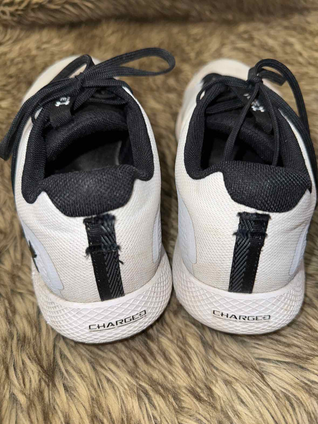 8.5 - Under Armour Sneakers