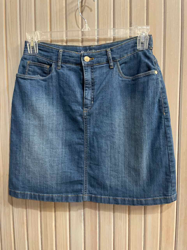 6 - Croft & Barrow Skort