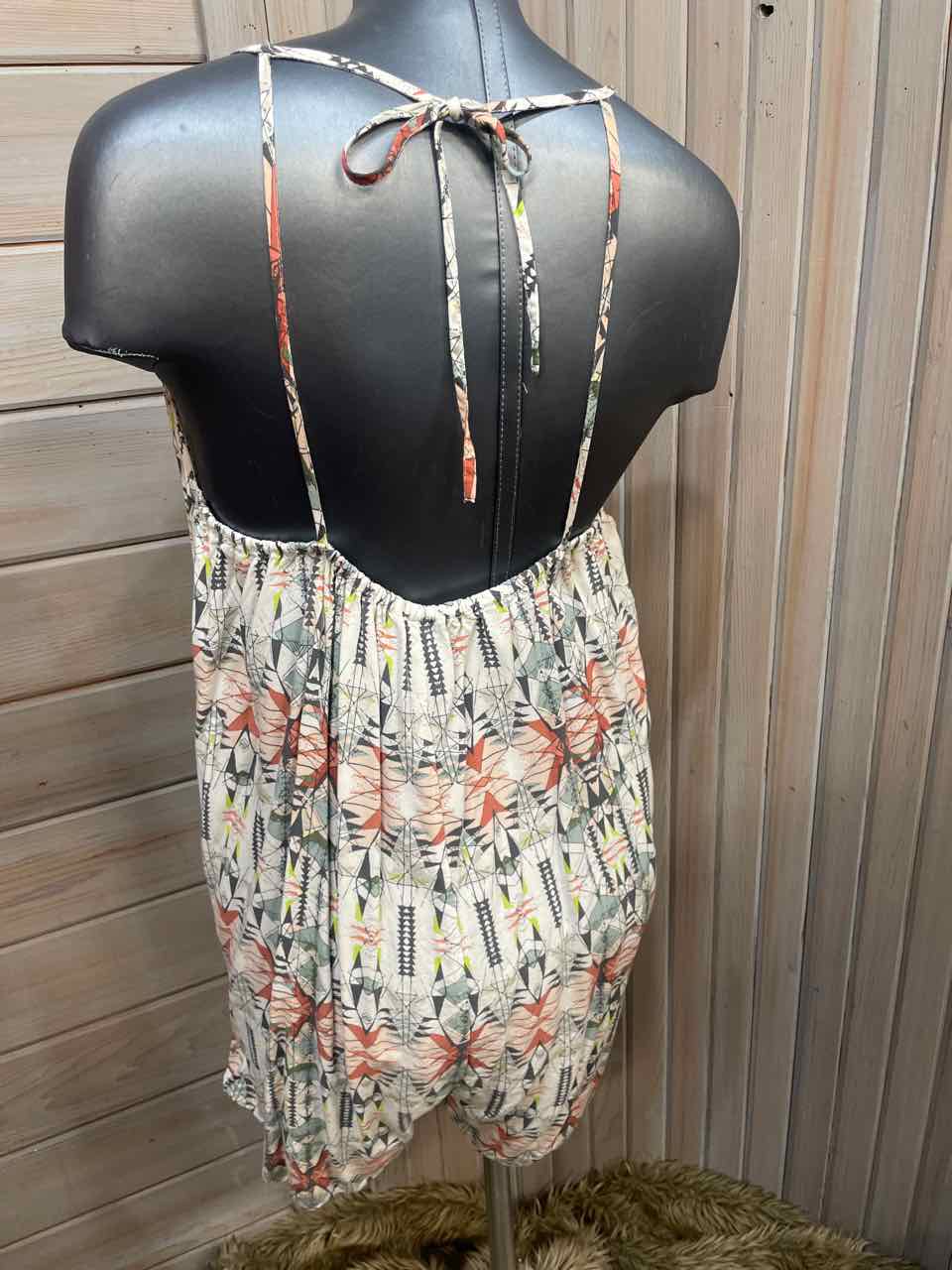 L - Aeropostale Romper