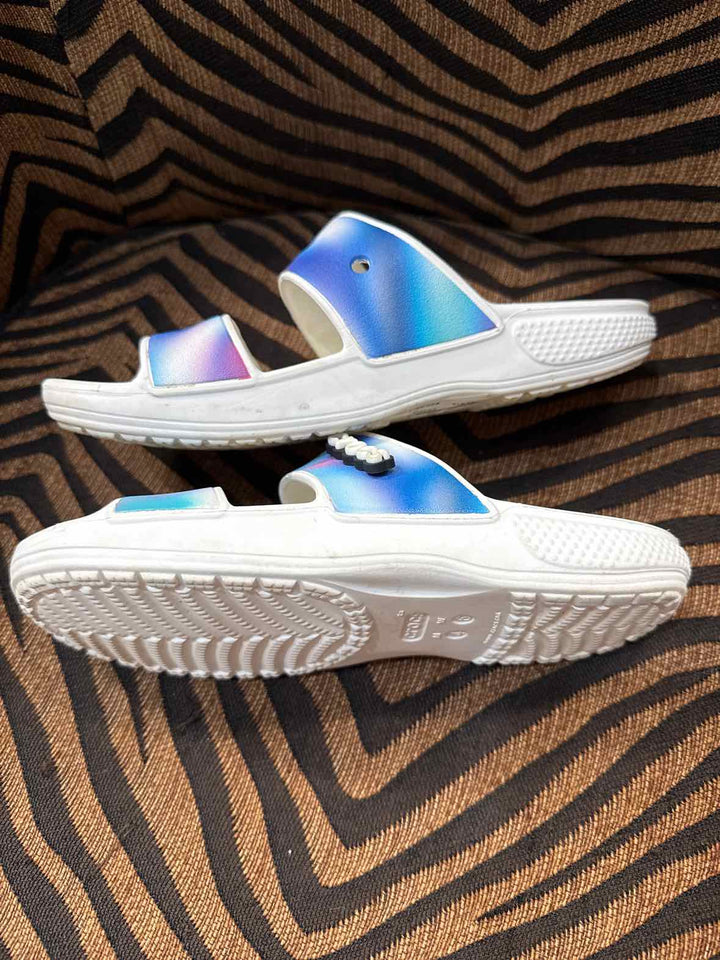 6 - Crocs Sandals