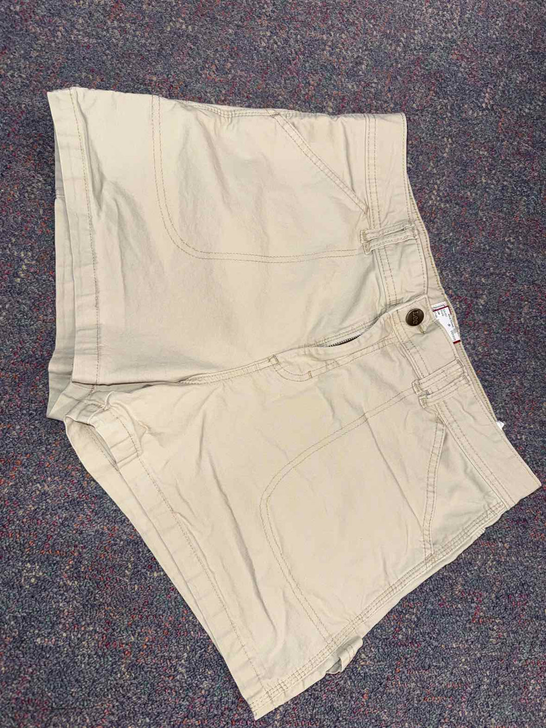 14 - Lee Shorts