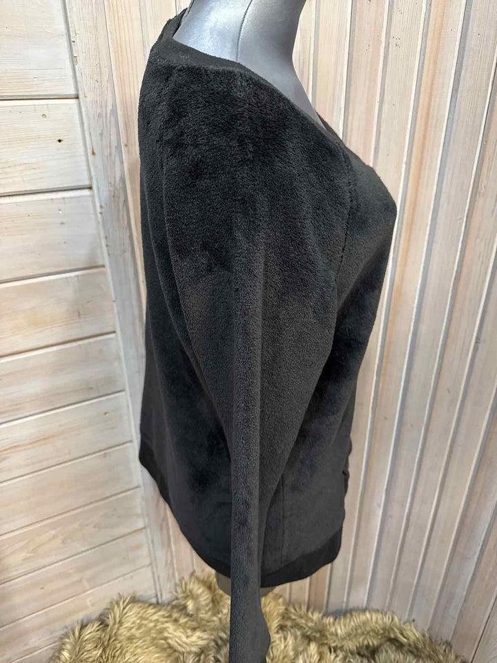 XL - Secret Treasures Sweater