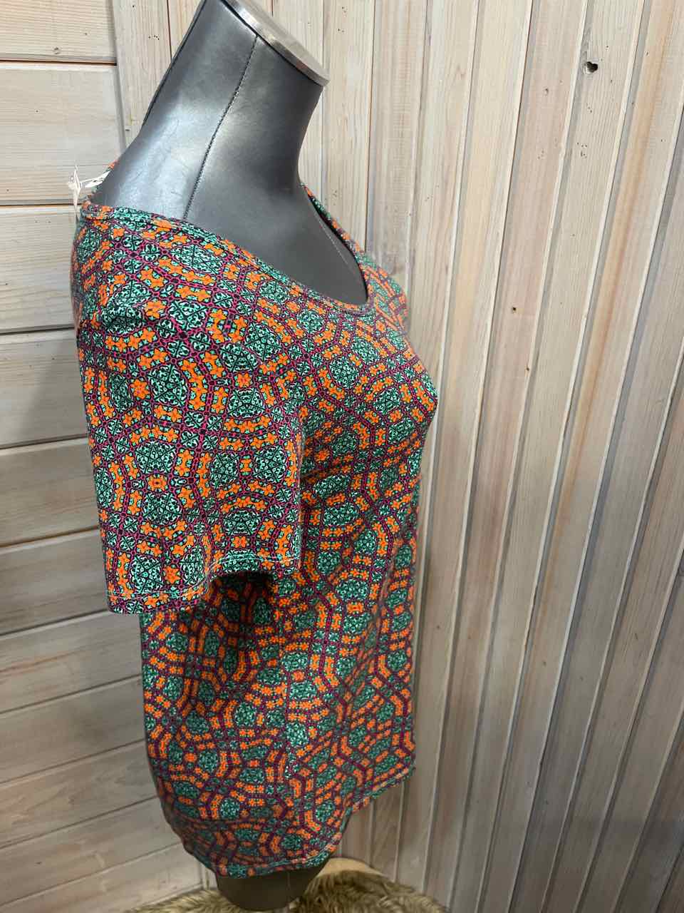 XS - LuLaRoe Classic Tee