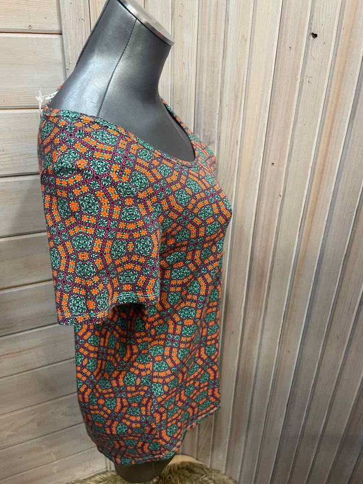 XS - LuLaRoe Classic Tee