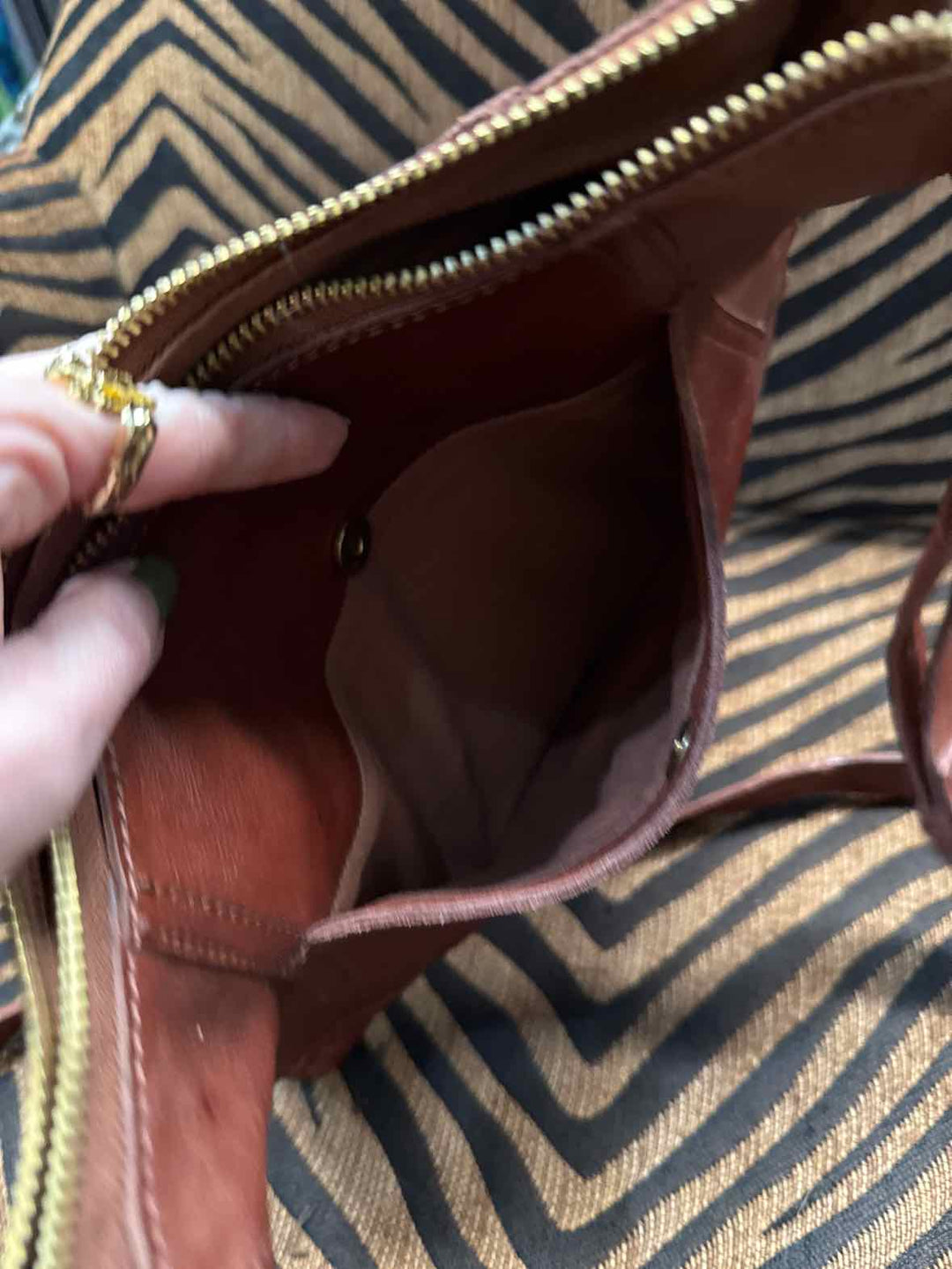 Purse - American Leather Co Crossbody