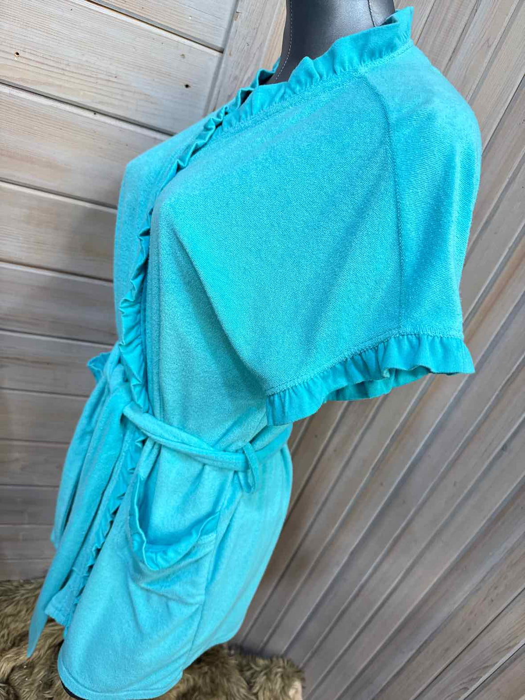 M - Relativity Robe