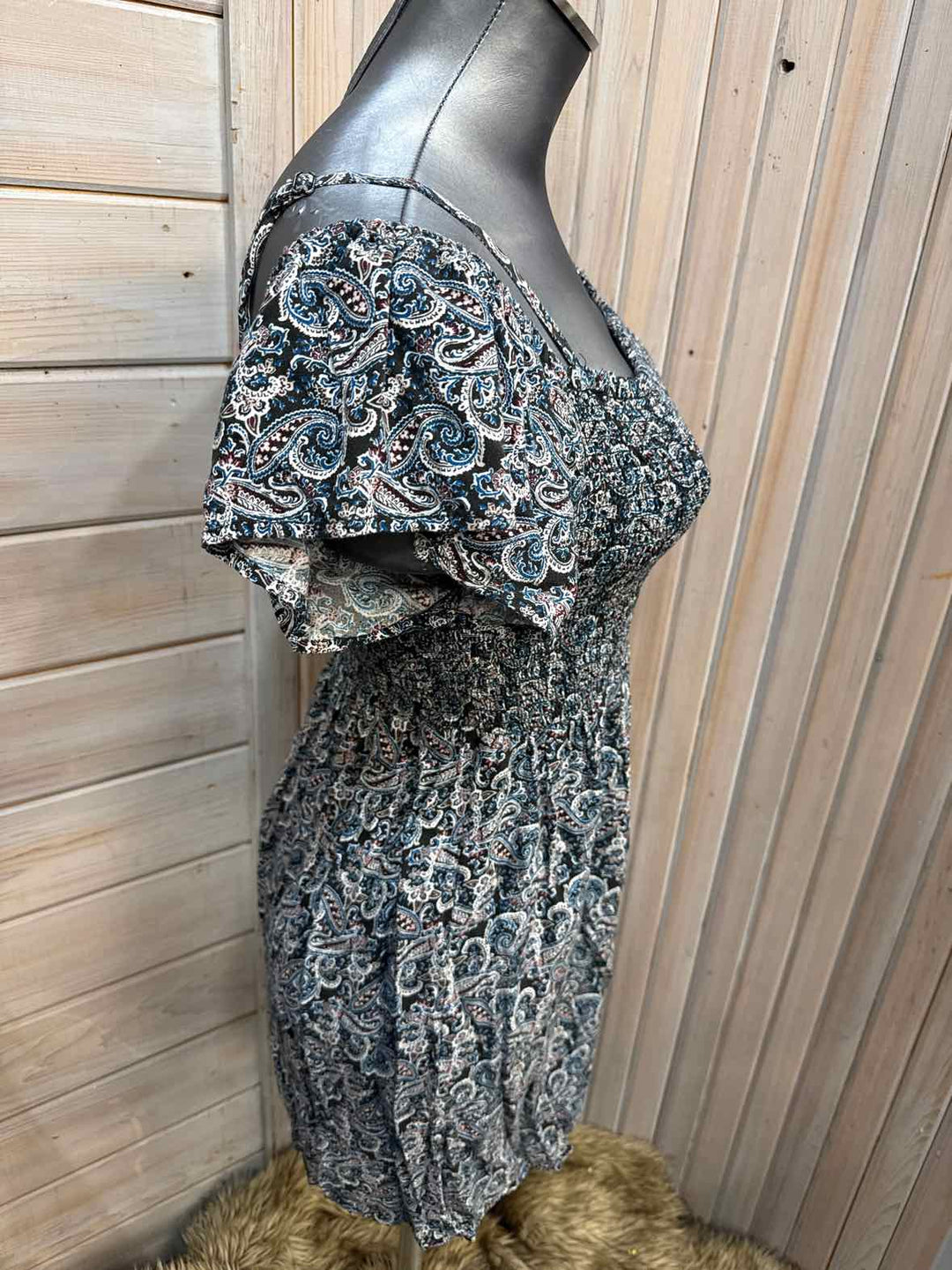 L - Aeropostale Dress