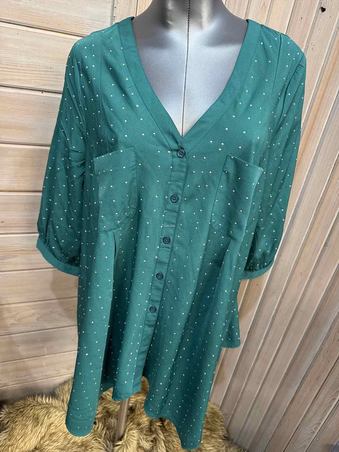 L/XL - Unbranded Button Down