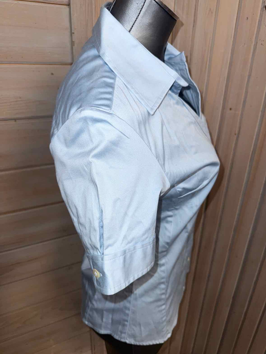 M - Banana Republic Button Down