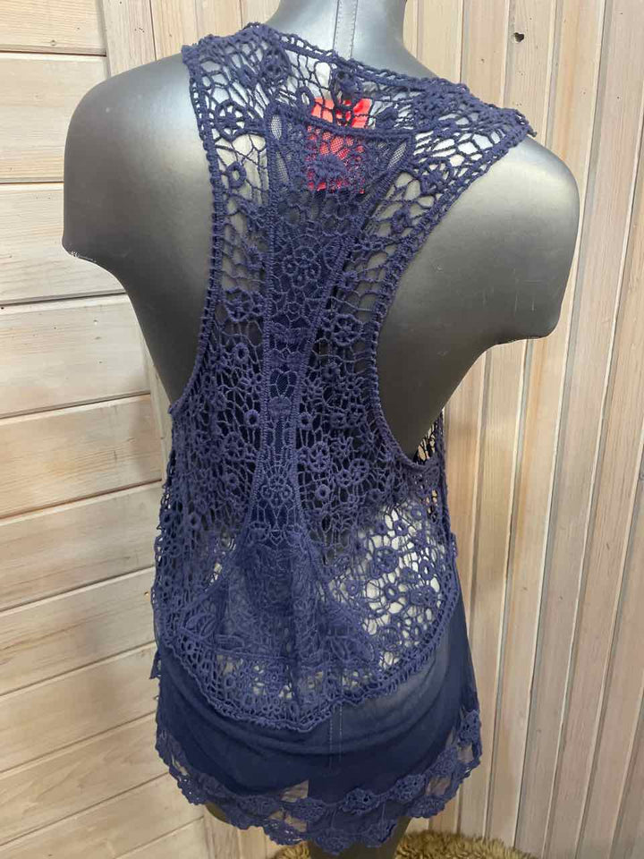 L - Vanity Tank